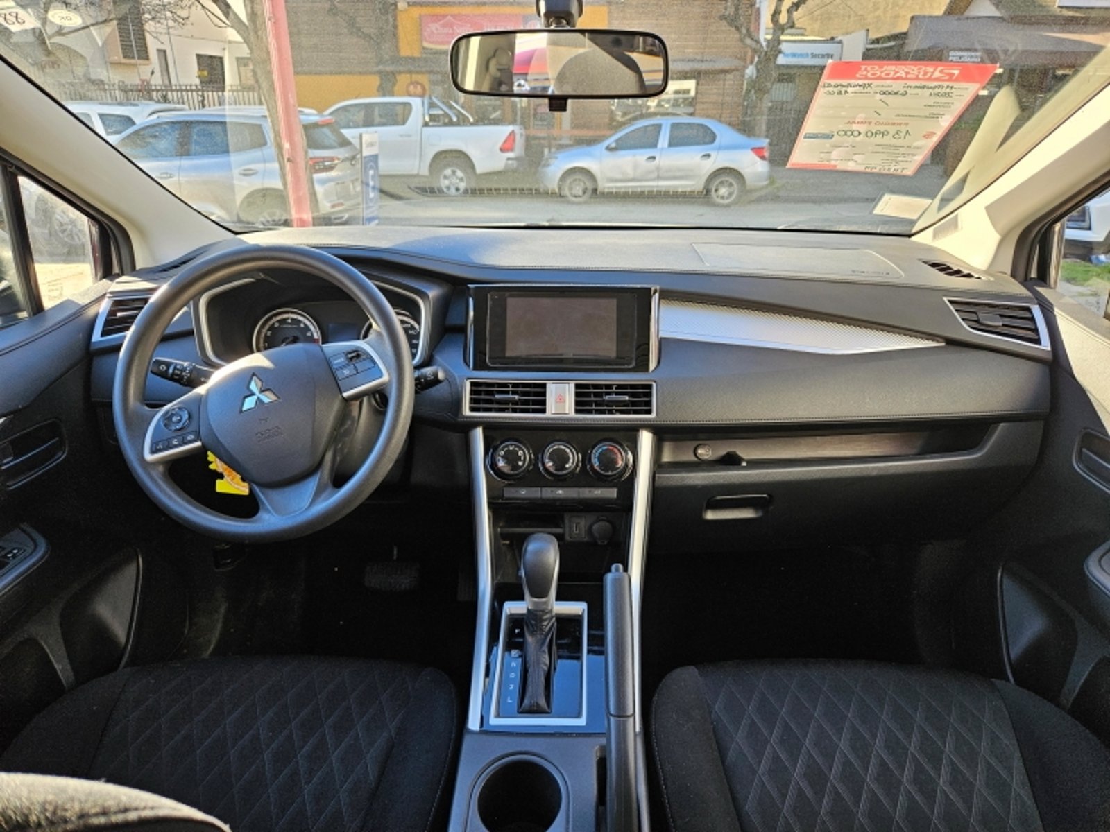 Mitsubishi Xpander Glx 1.5 Aut 2024 - Imagen 10 de 20