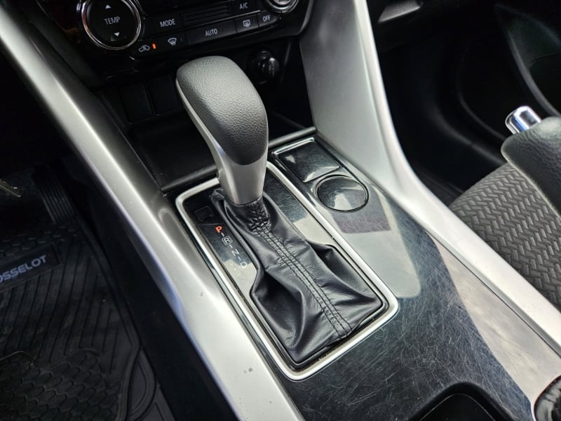 Mitsubishi Eclipse Cross Rx 1.5 Aut 2023 - Imagen 9 de 17