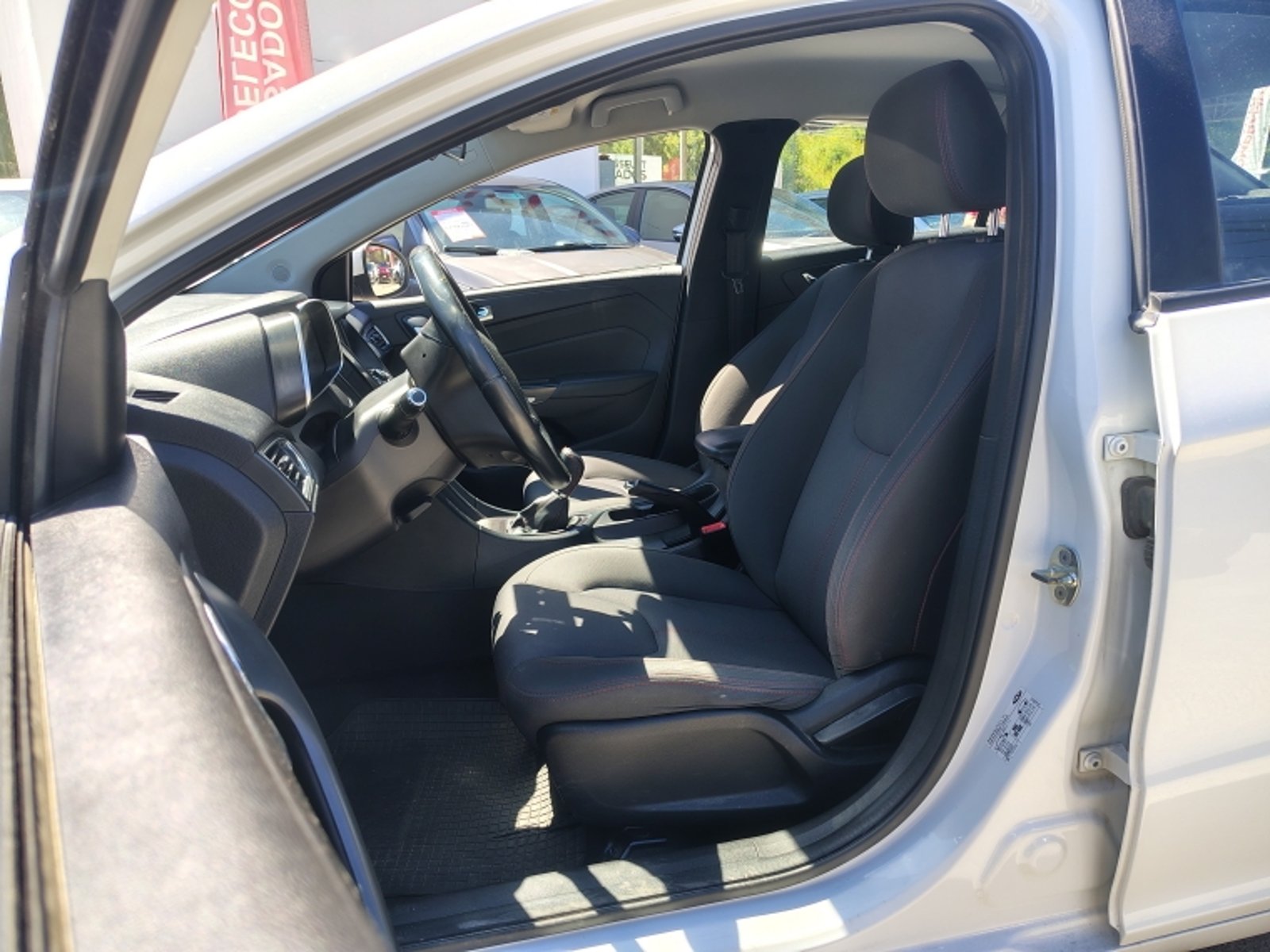 CHERY Arrizo 5 Gls Mt 2023 - Imagen 14 de 20