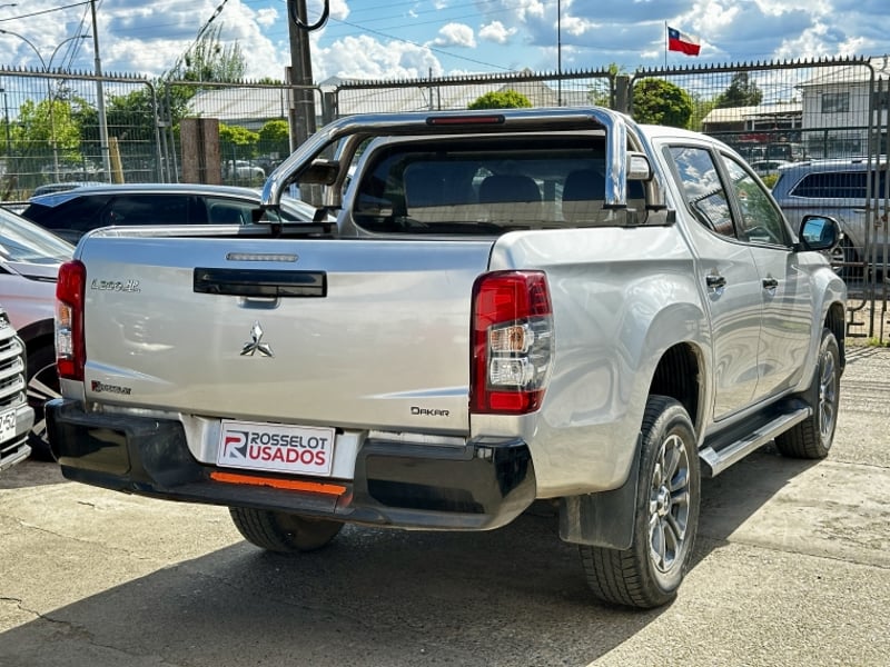 Mitsubishi L200 Dakar Hp 4x4 2.4 2023 - Imagen 5 de 19