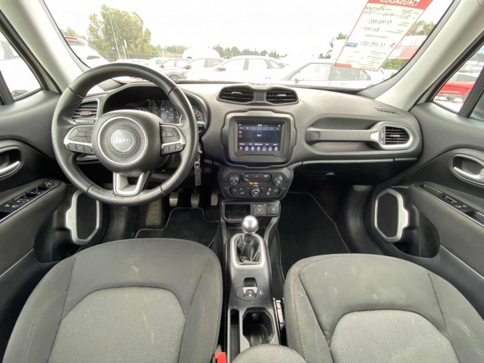 JEEP Renegade Sport 1.8 2022 - Imagen 18 de 20