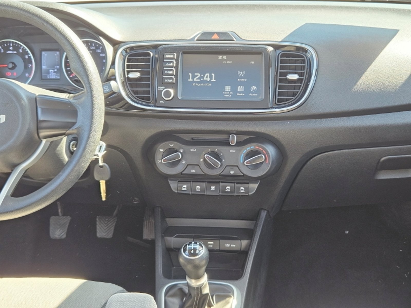 Kia Soluto Mpi 1.4 2024 - Imagen 8 de 19