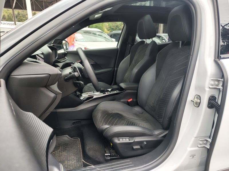 Peugeot 2008 4x2 1.2 Aut 2025 - Imagen 15 de 20