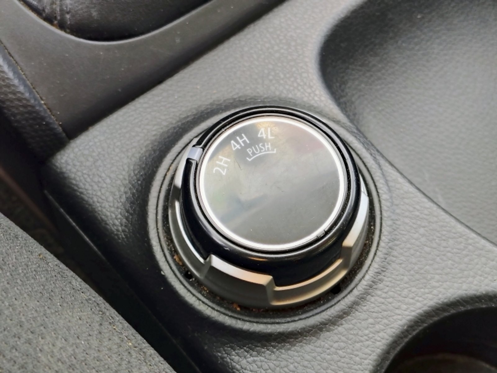MITSUBISHI L200 D/c 2.4 Katana Crt 4x4 Special Pack 2023 - Imagen 18 de 20