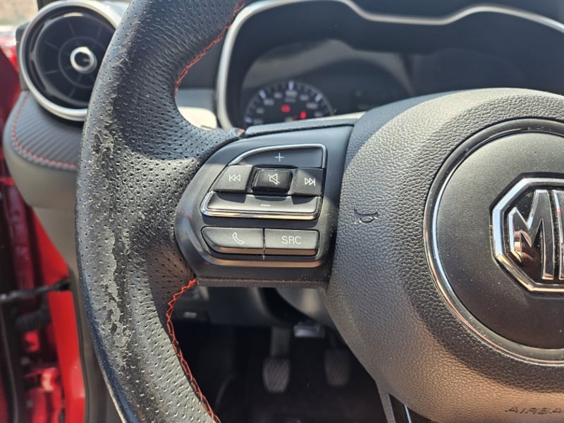 MG Zx 1.5 2024 - Imagen 16 de 20