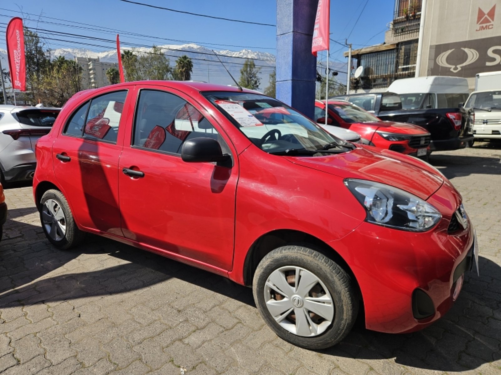 Nissan March K13 Hb 1.6 2021 - Foto 3 de 20