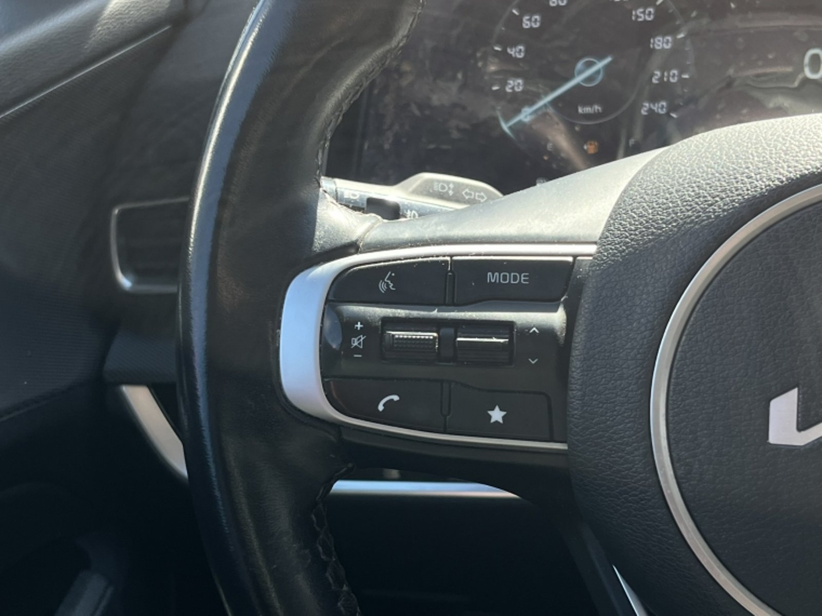 KIA Sportage Ex 2.0l 8at Dsl Bs 4x2 2024 - Imagen 18 de 20