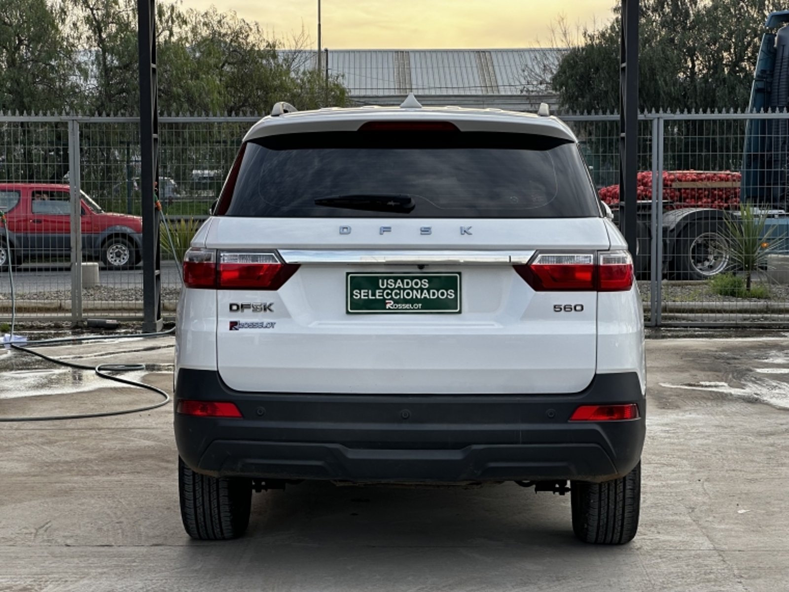DFSK 560 Suv 560 4x2 1.8 2024 - Imagen 6 de 19
