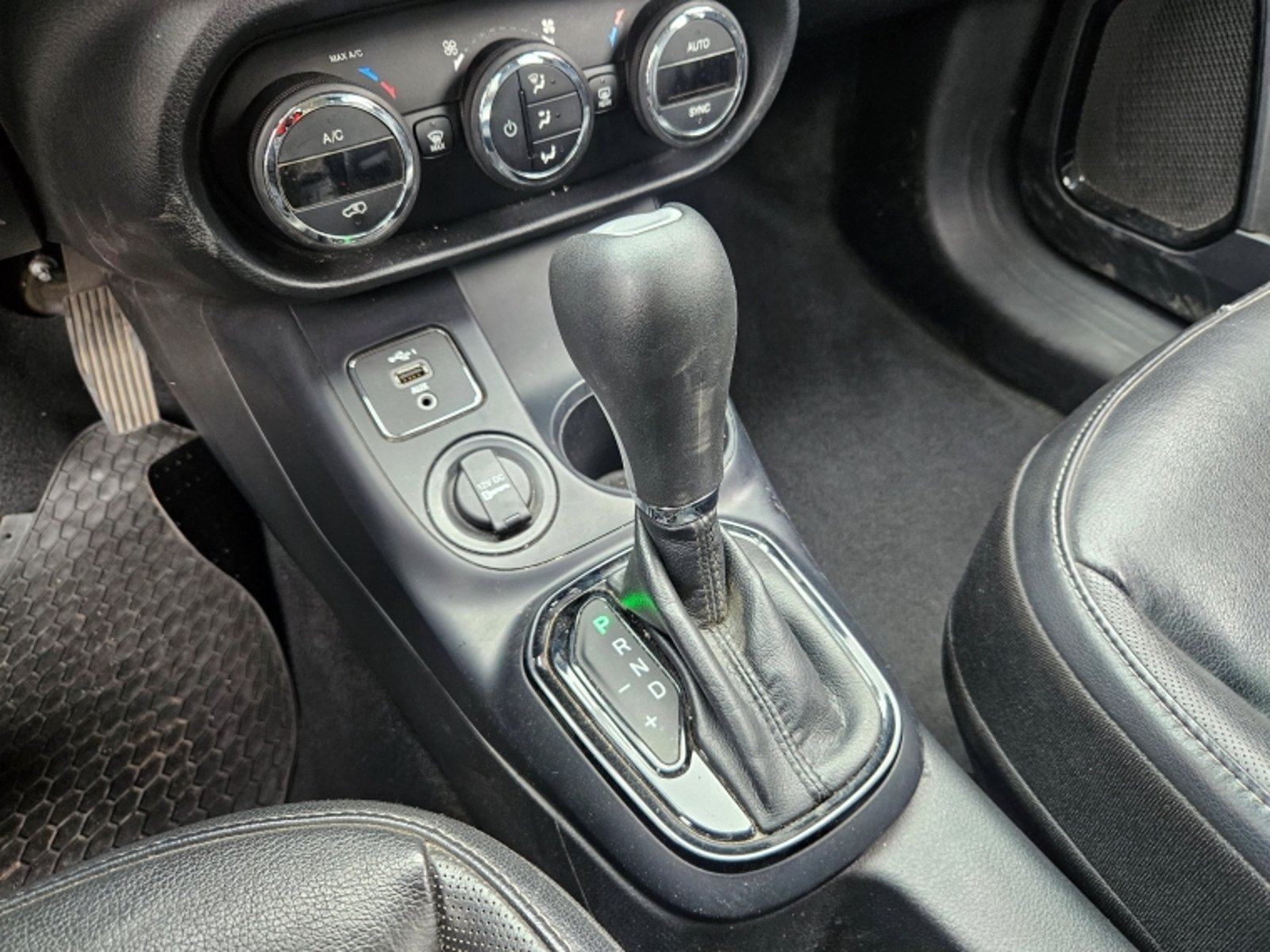 RAM 1000 Big Horn Dcab 1.8 Aut 2021 - Imagen 13 de 20