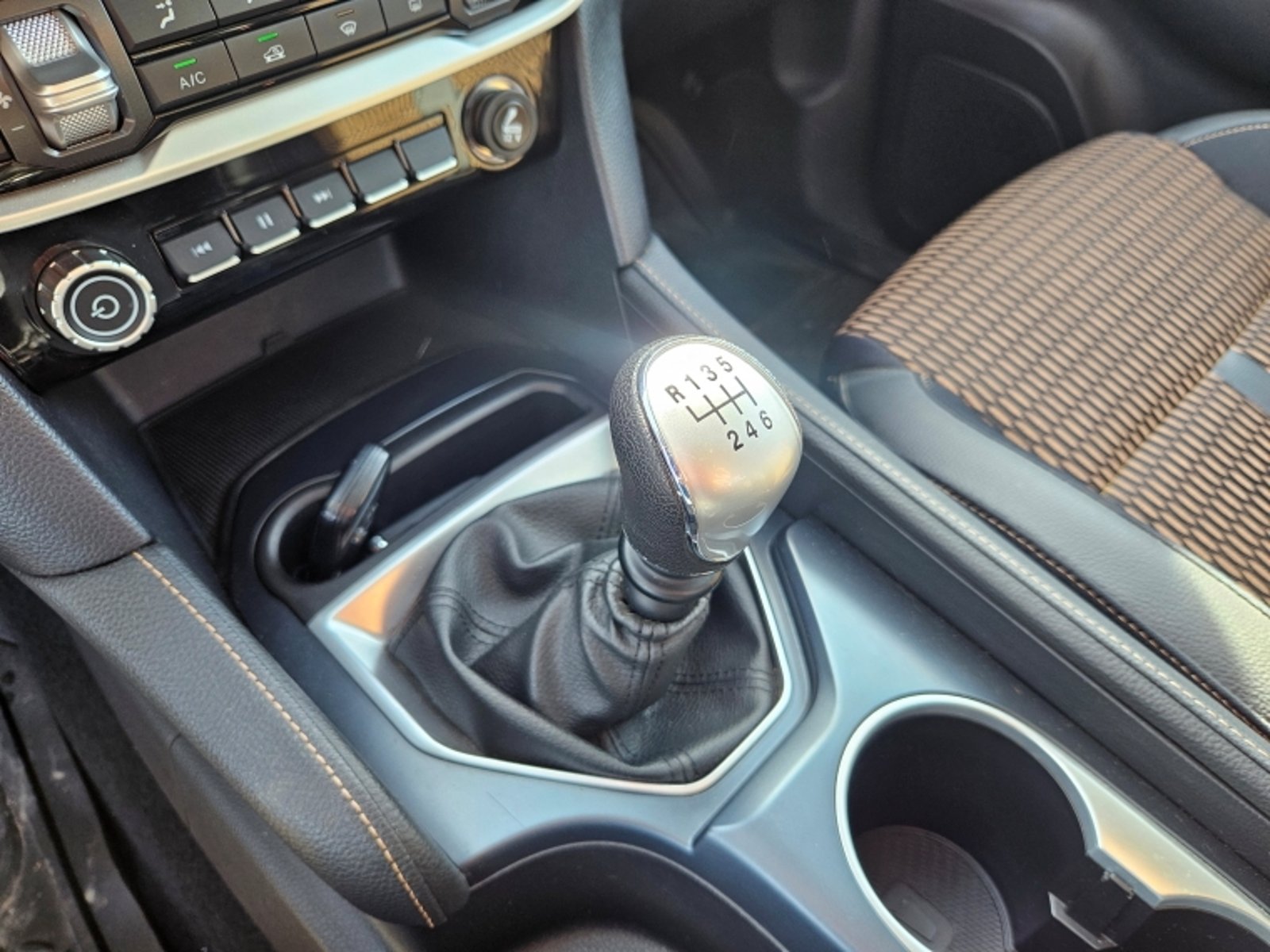 Foton G7 Dcab 2.0 2024 - Imagen 15 de 20