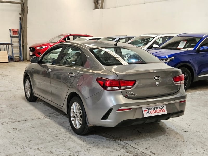 Kia Rio 4 6mt 1.4 2022 - Imagen 7 de 19