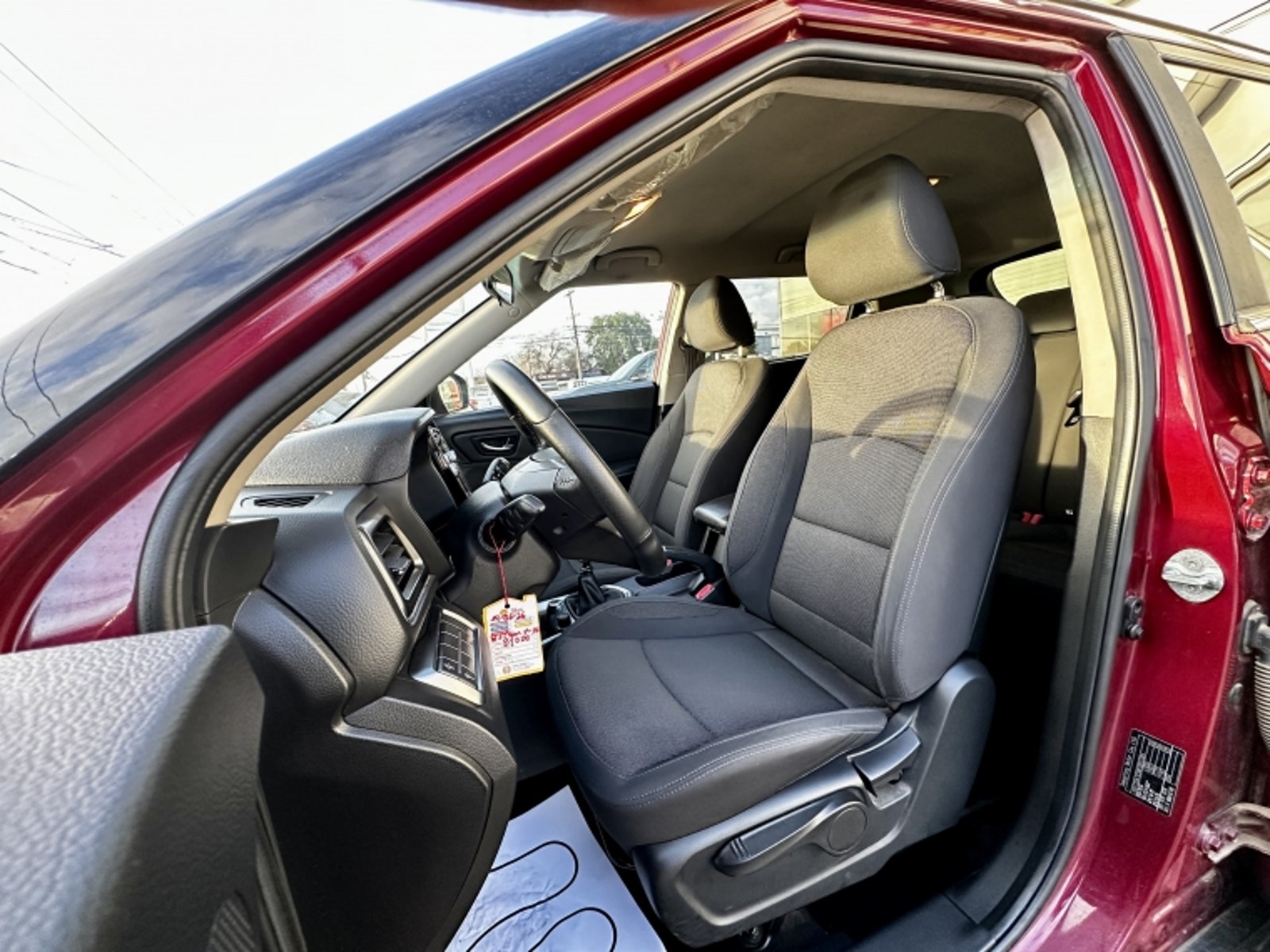 SsangYong Tivoli Gas 4x2 1.6 Mt - Tx1011 Euro Vi 2023 - Imagen 9 de 20