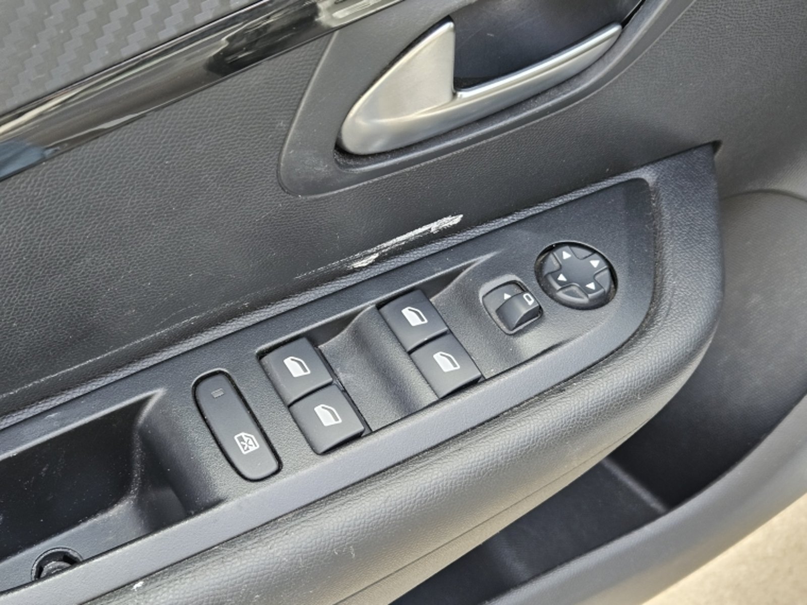 Peugeot 208 Nuevo 208 Style Puretech 75 Mt 1.2 Euro 6b 2024 - Imagen 13 de 20