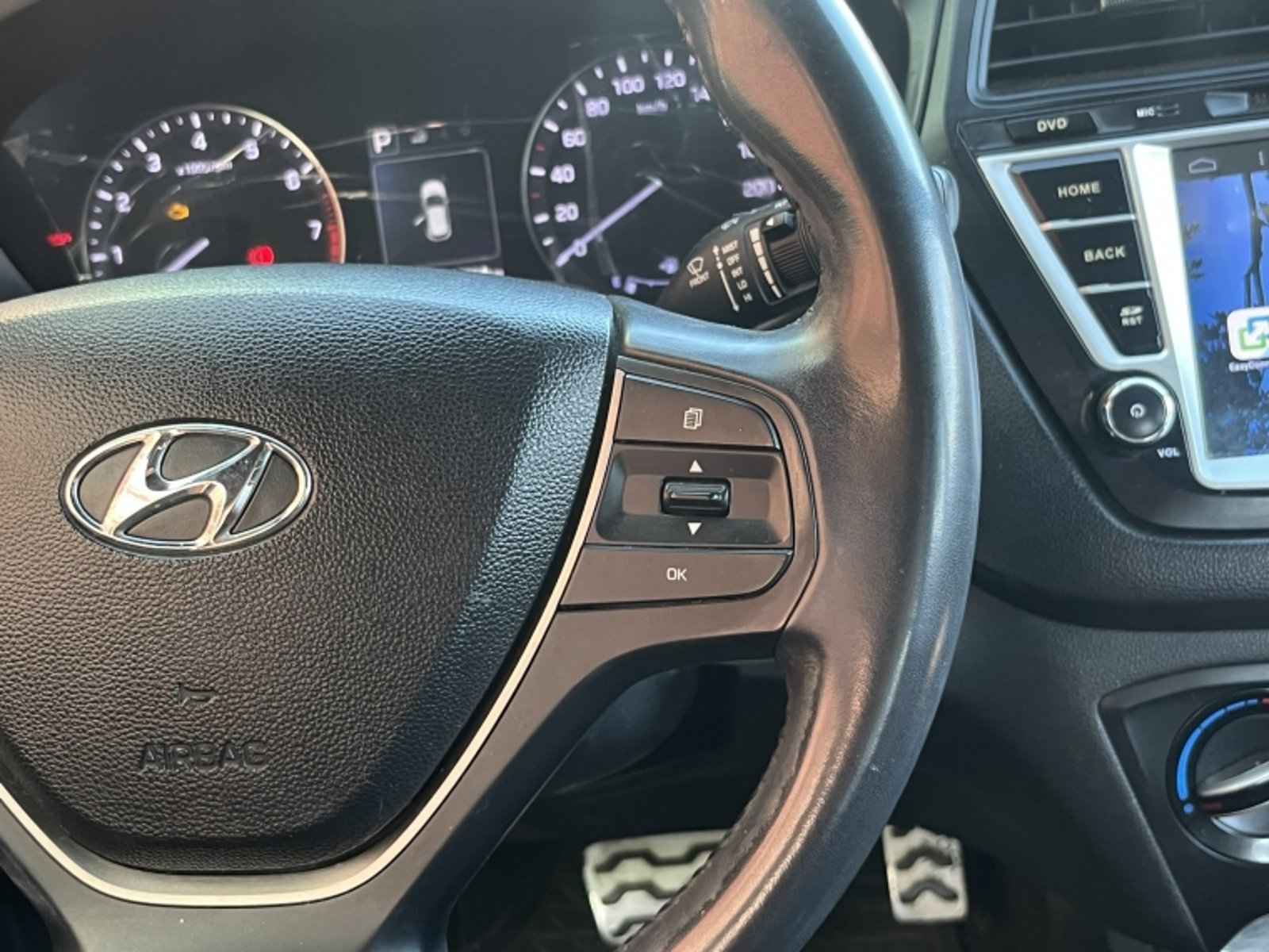 HYUNDAI I-20 I20 Active Gl 1.4 Aut 2017 - Imagen 17 de 20