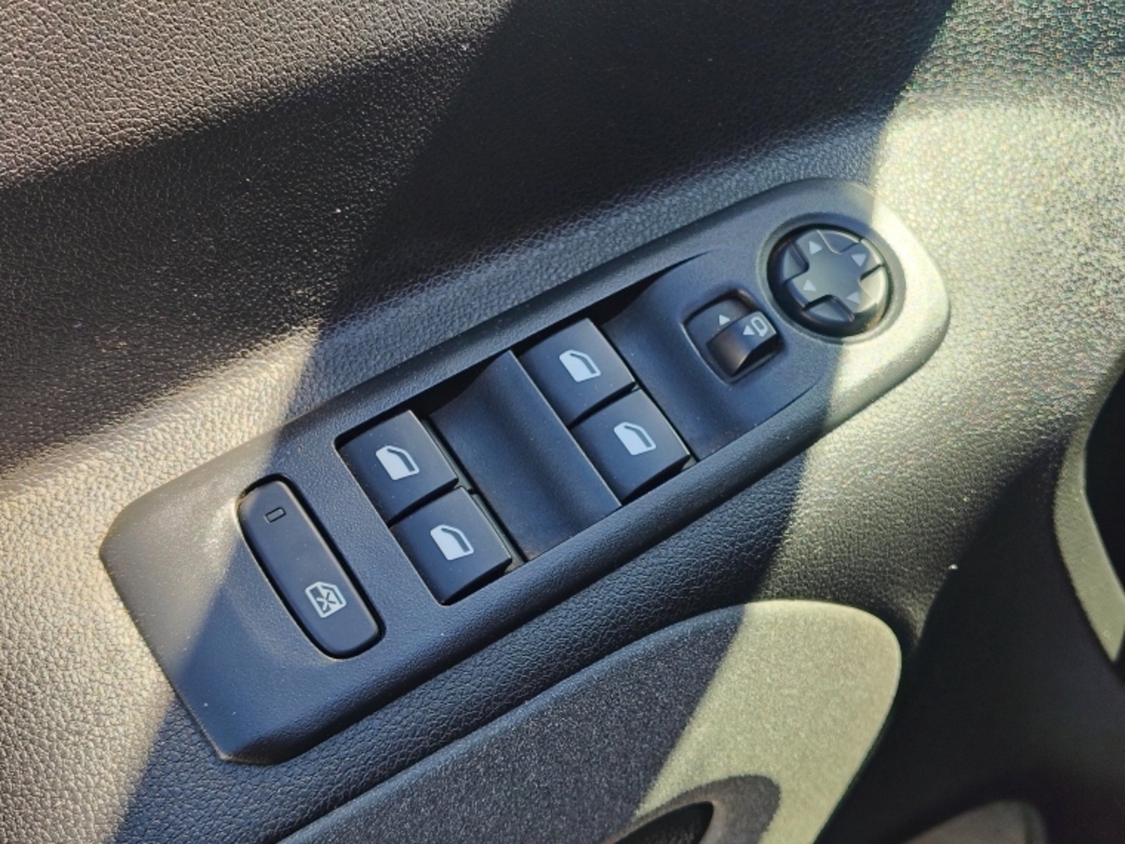 PEUGEOT Rifter Mca Allure Diesel 100hp Mt 2025 - Imagen 13 de 20
