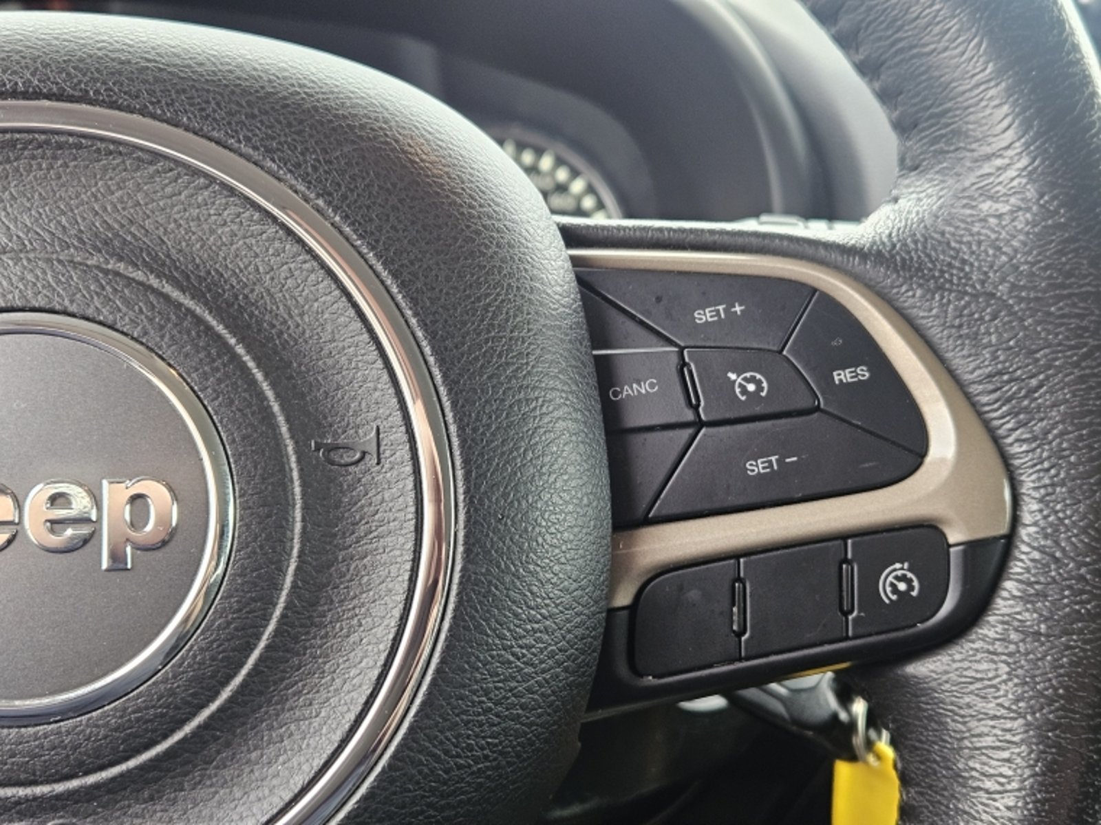 Jeep Renegade Sport 1.8 2019 - Imagen 18 de 20