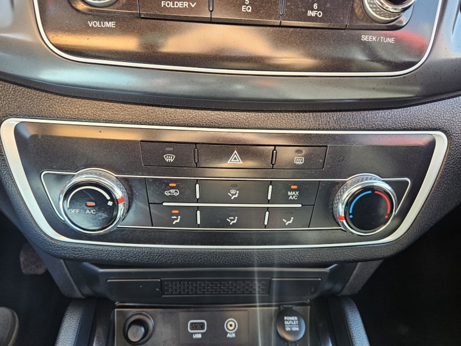 SSANGYONG GRAND MUSSO Musso Grand 2.2 4x2 Mt - Ql610 Mn 2022 - Imagen 17 de 20