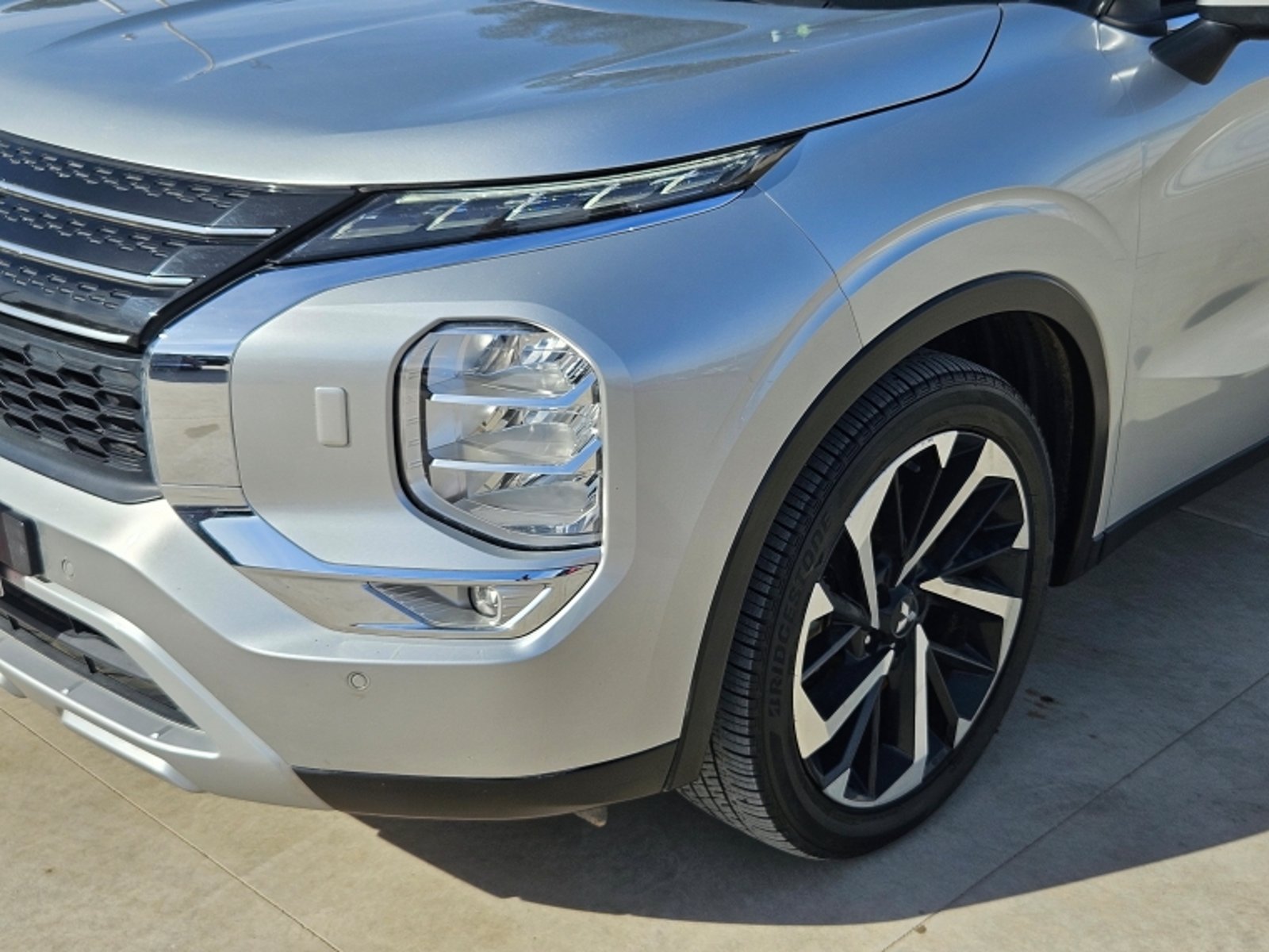 Mitsubishi NEW OUTLANDER Outlander Gls 4x4 2.5 At 2024 - Foto 2 de 16