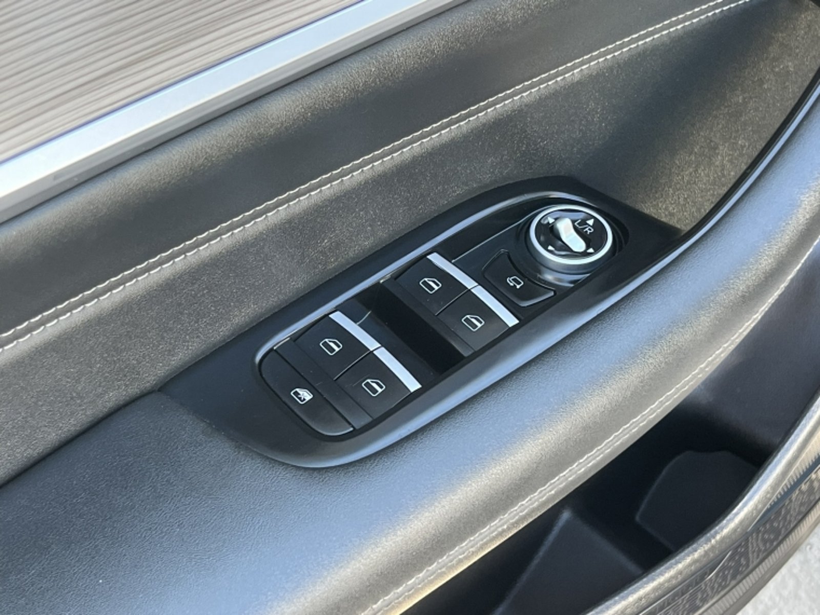 CHERY Tiggo 8 Pro 1.6tgdi Glx Dct. 2023 - Imagen 12 de 20