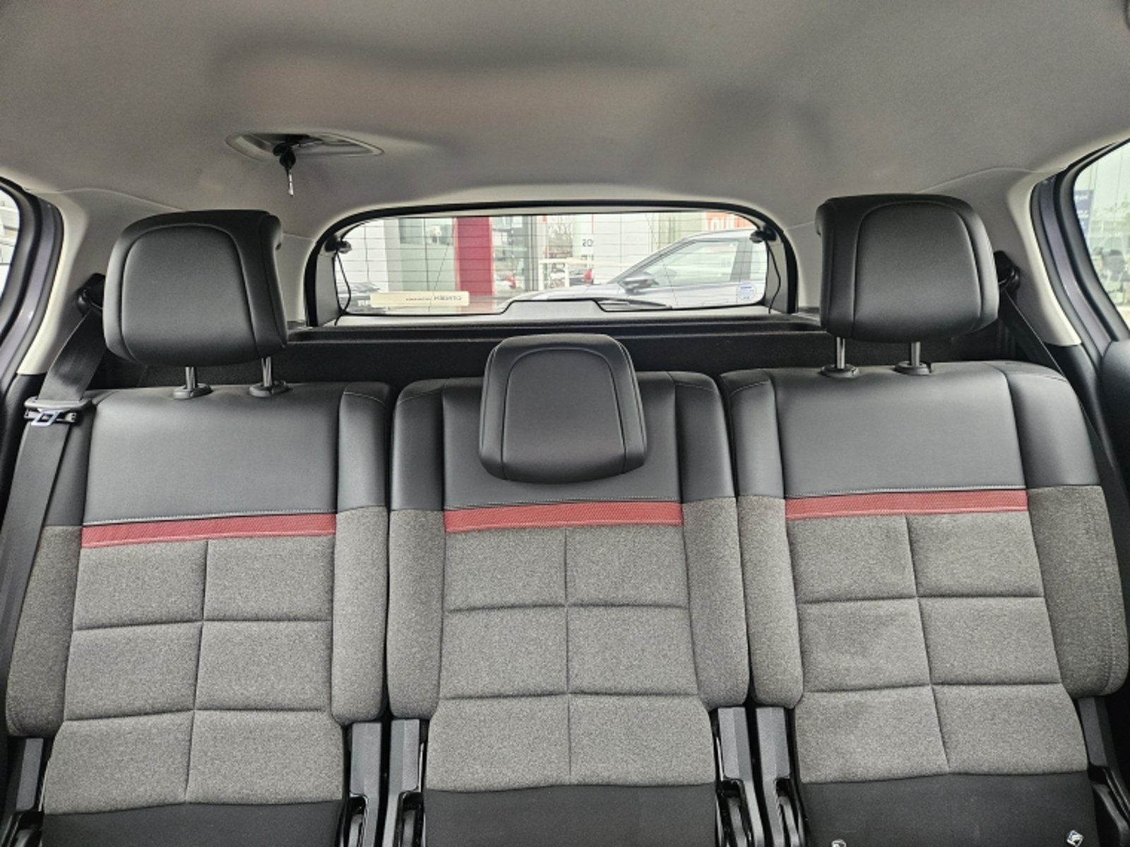 Citroën C5 Aircross Hdi 130 Cva6 1.5 Aut 2021 - Imagen 15 de 20