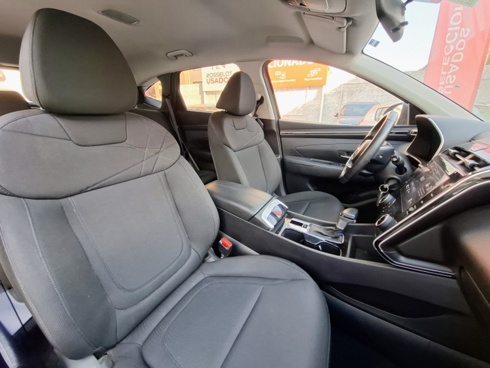HYUNDAI Tucson Nx4 Gdi 7dct 1.6 Aut 2022 - Imagen 18 de 20