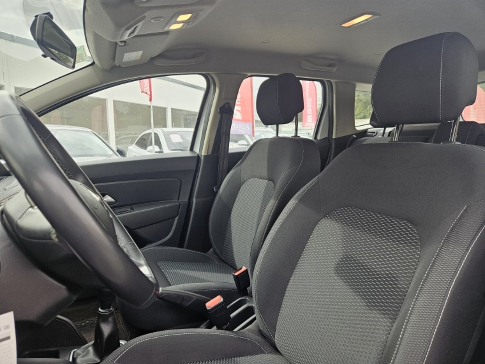 RENAULT Duster Zen 1.6 2021 - Imagen 14 de 20