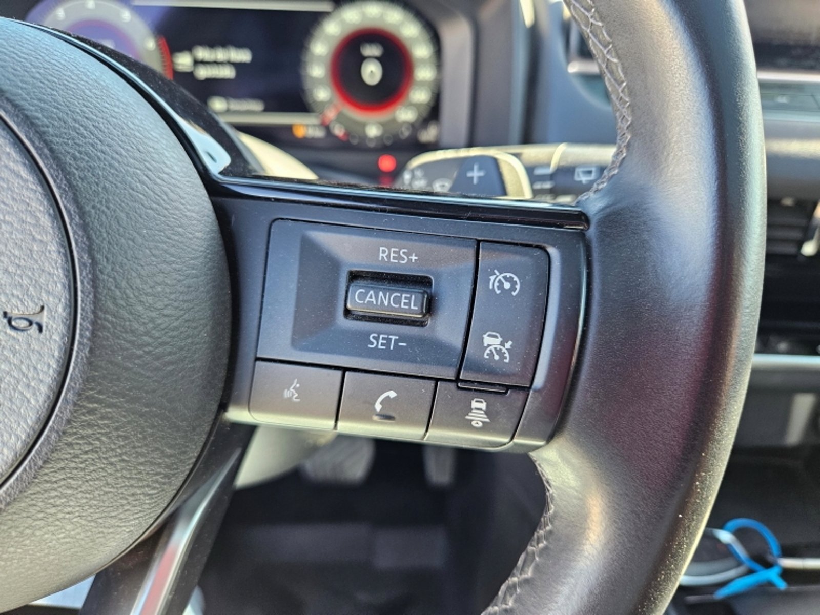 Nissan Qashqai Turbo 4x4 1.3 Aut 2024 - Imagen 18 de 20