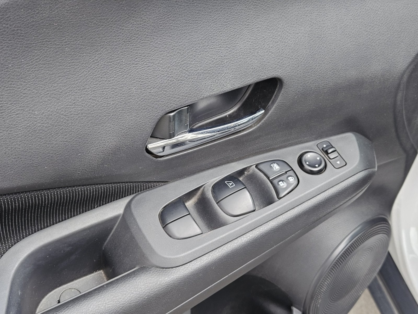 NISSAN Kicks 4x2 1.6 Aut 2023 - Imagen 13 de 20