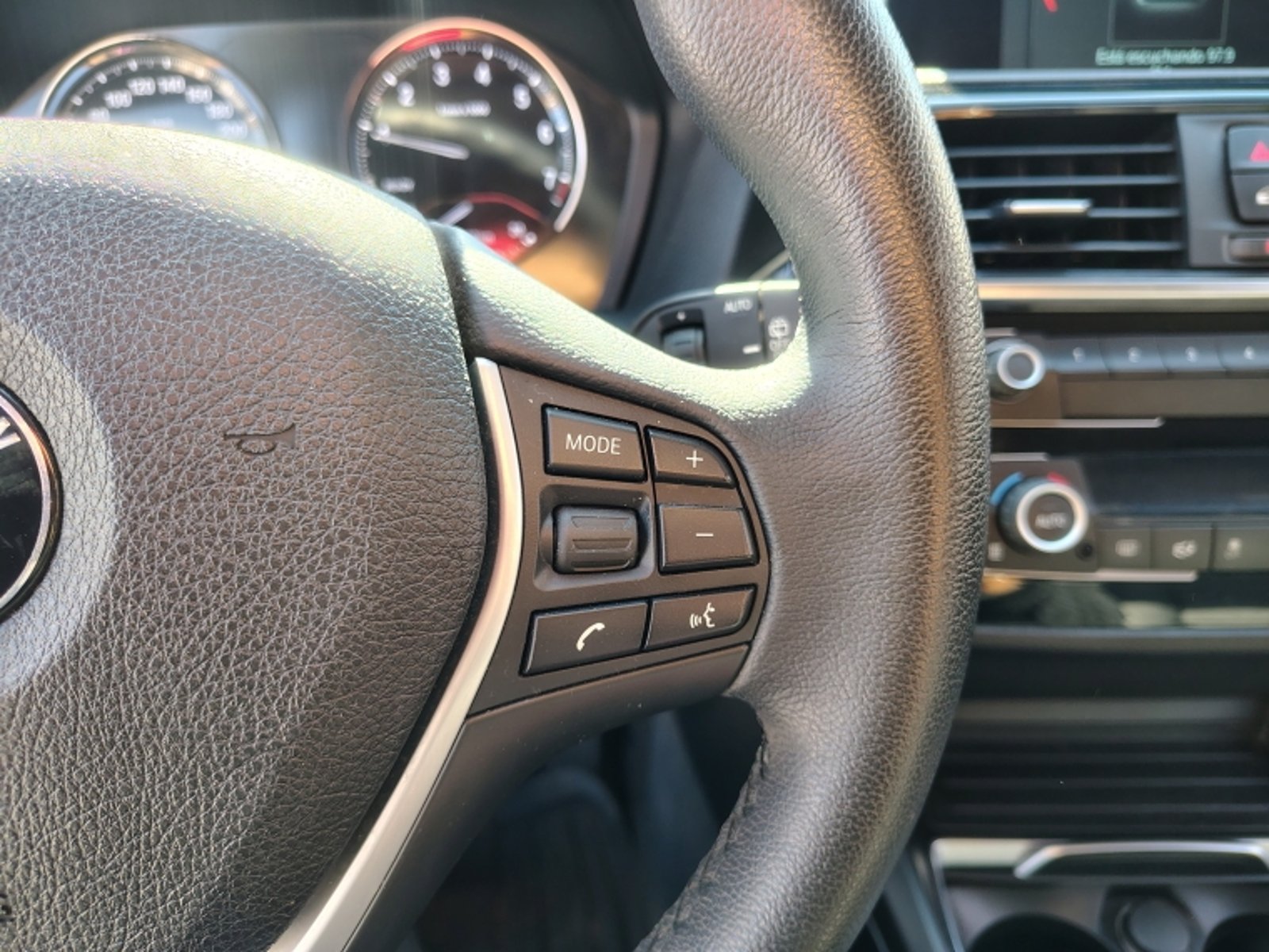 BMW 118i Hb 1.5 At 2020 - Imagen 17 de 19