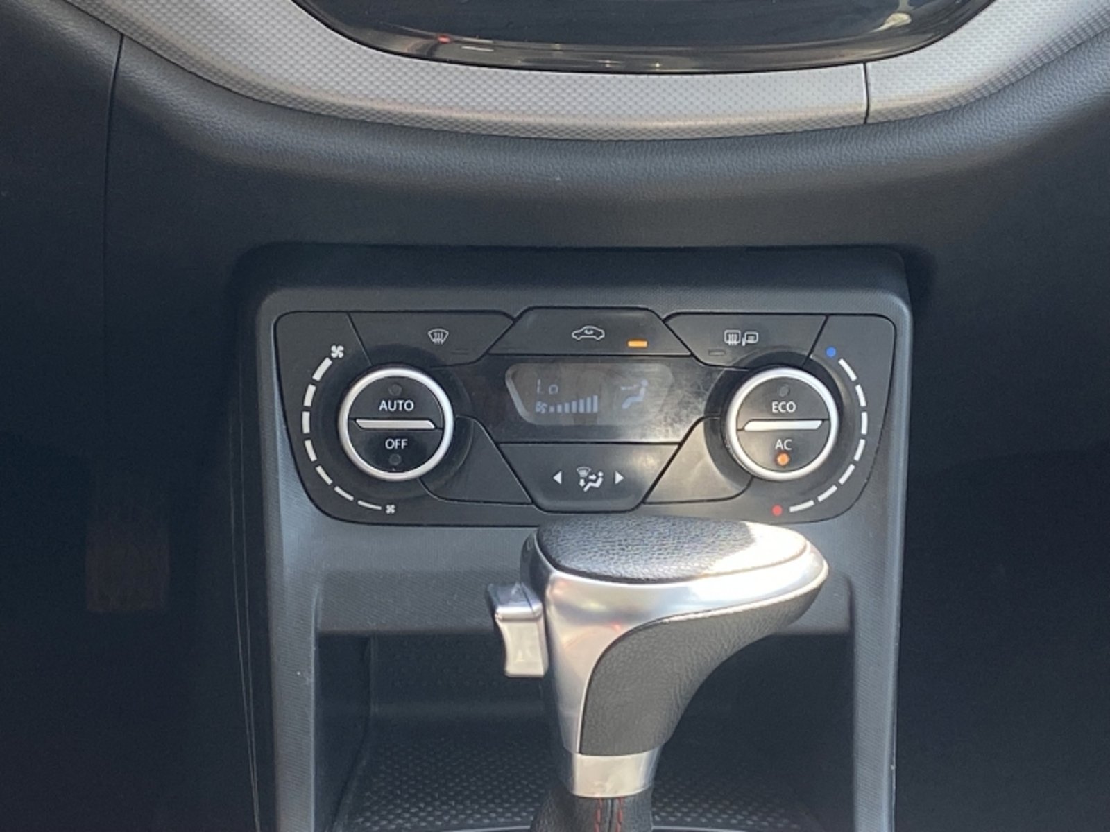 FAW R7 Luxury 1.6 Aut 2020 - Imagen 17 de 20