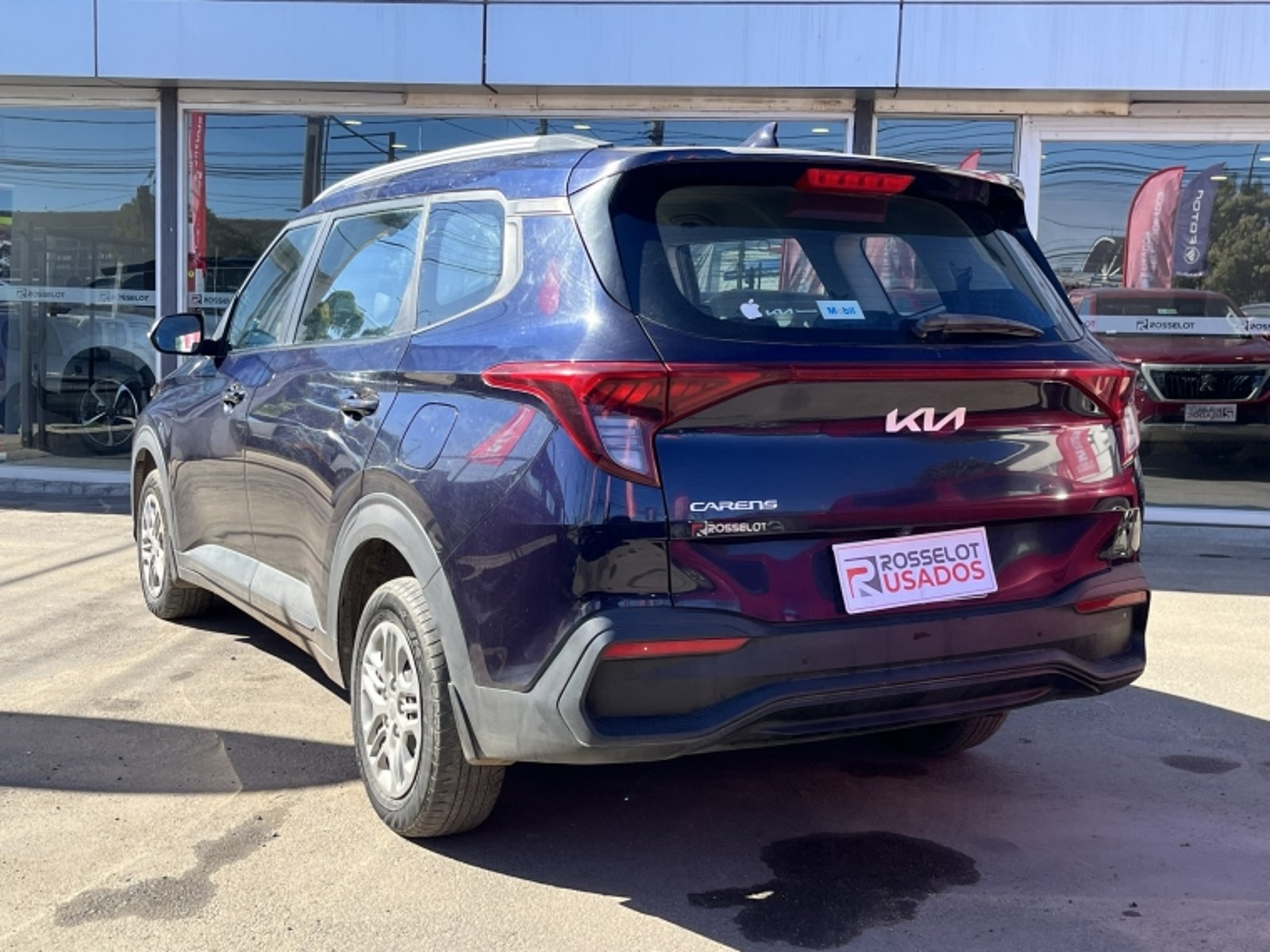 Kia Carens Lx 1.5 2023 - Foto 3 de 20