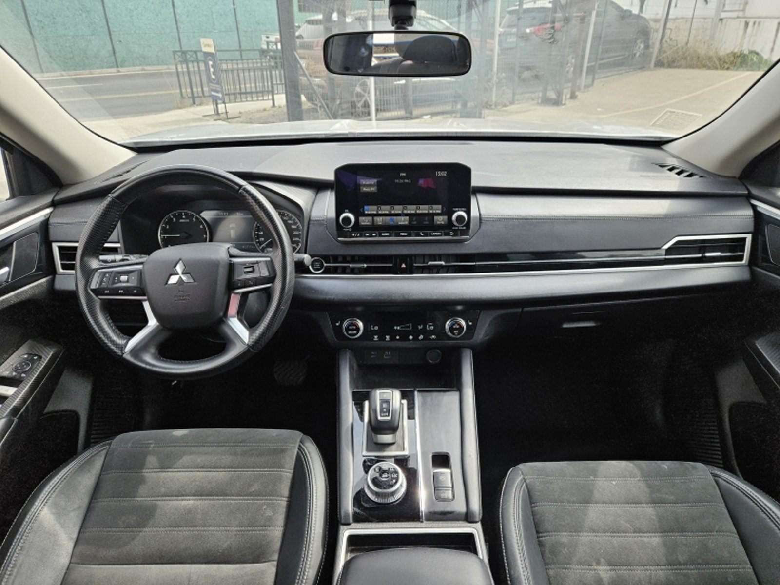 MITSUBISHI Outlander Glx 2.5 Aut 2023 - Imagen 9 de 20