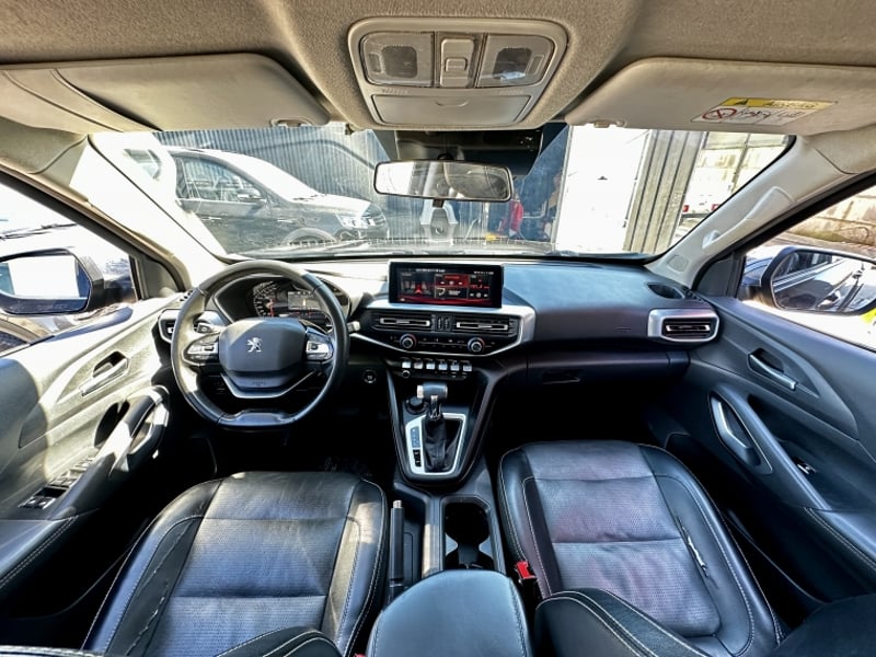 Peugeot Landtrek Blue Hdi 180 4x4 2.2 2023 - Imagen 20 de 20