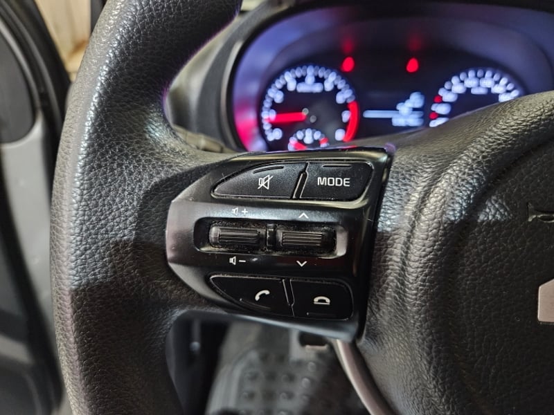 Kia Morning Mpi 1.2 2023 - Imagen 17 de 20