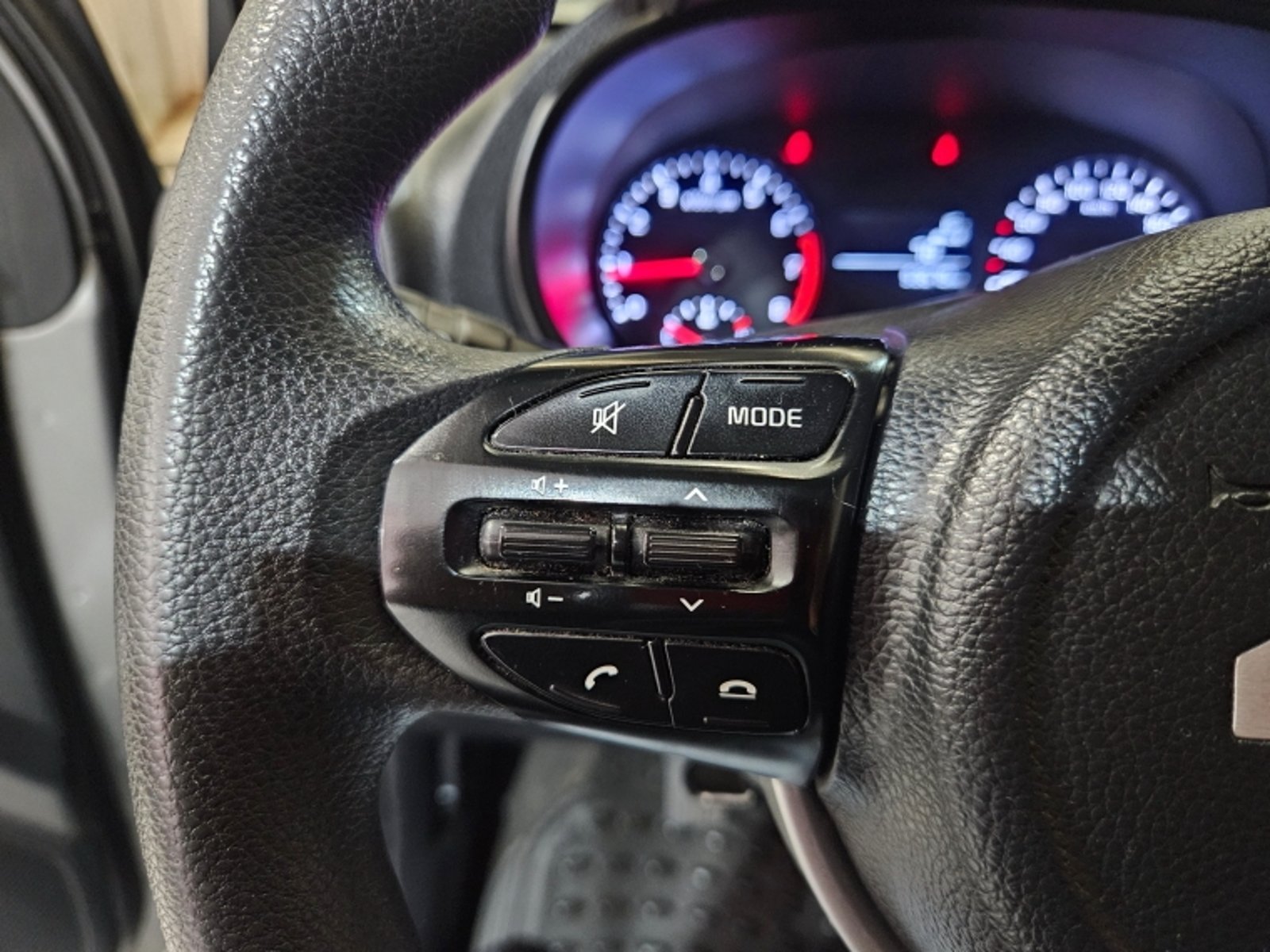 Kia Morning Mpi 1.2 2023 - Imagen 17 de 20