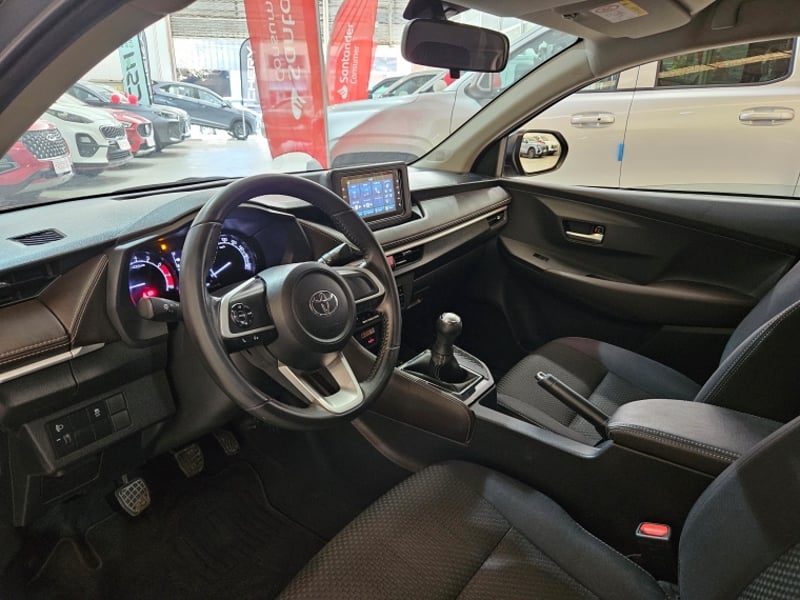 Toyota Yaris 1.5 2023 - Imagen 13 de 20