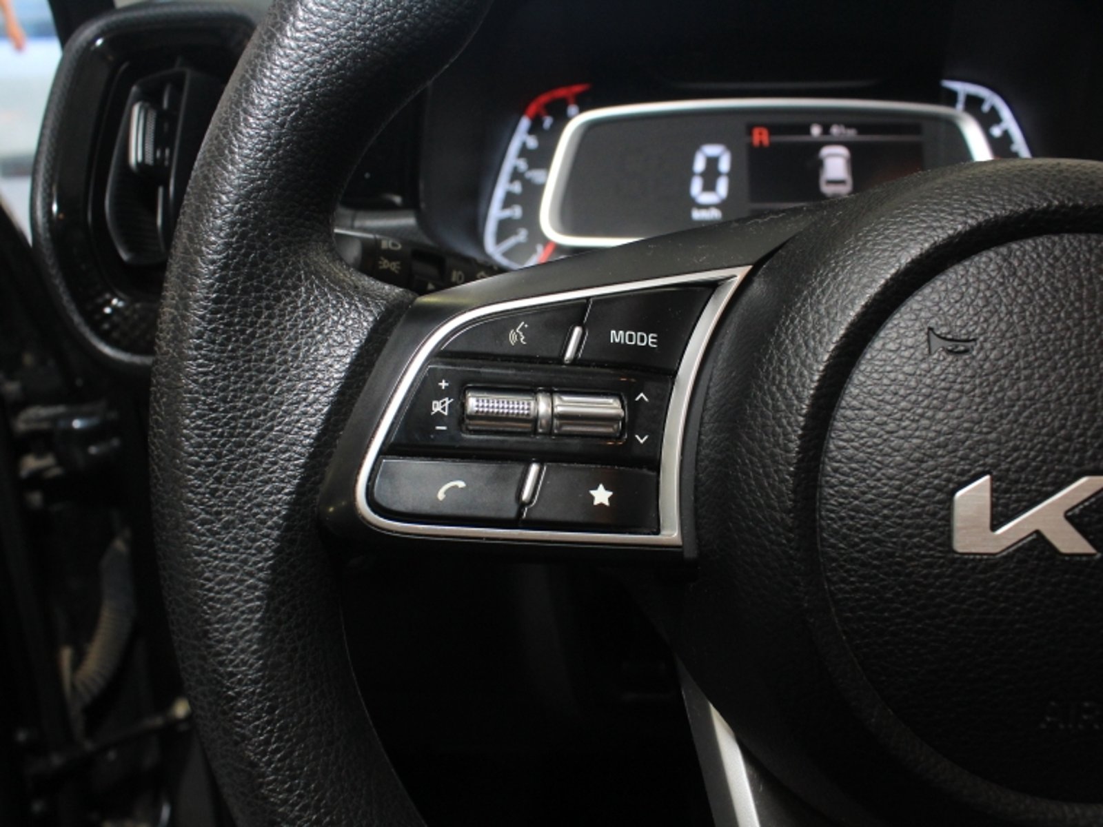 KIA Sonet Ex Ivt 1.5 Aut 2023 - Imagen 19 de 20