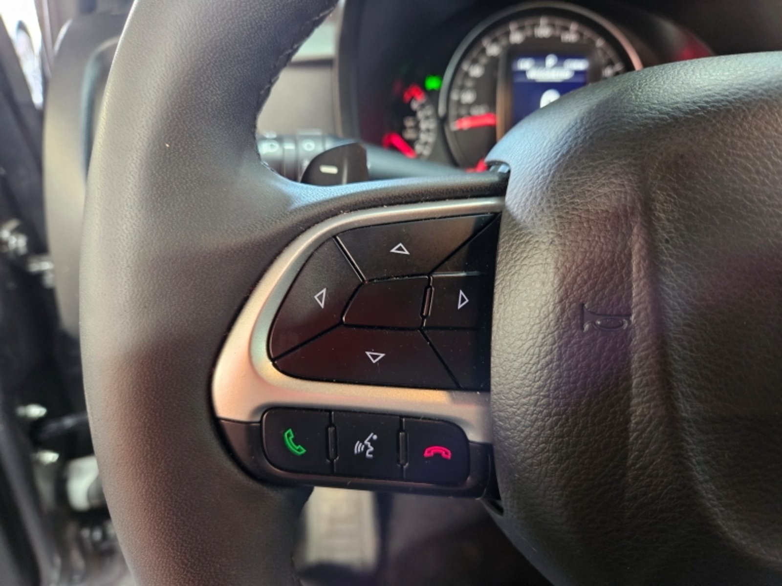 RAM 700 Laramie Cd 1.3 Aut 2024 - Imagen 16 de 20