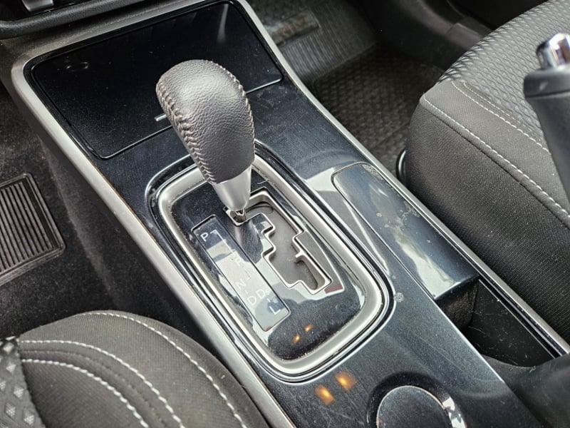 Mitsubishi Outlander Cvt 2.0 Aut 2023 - Imagen 15 de 19