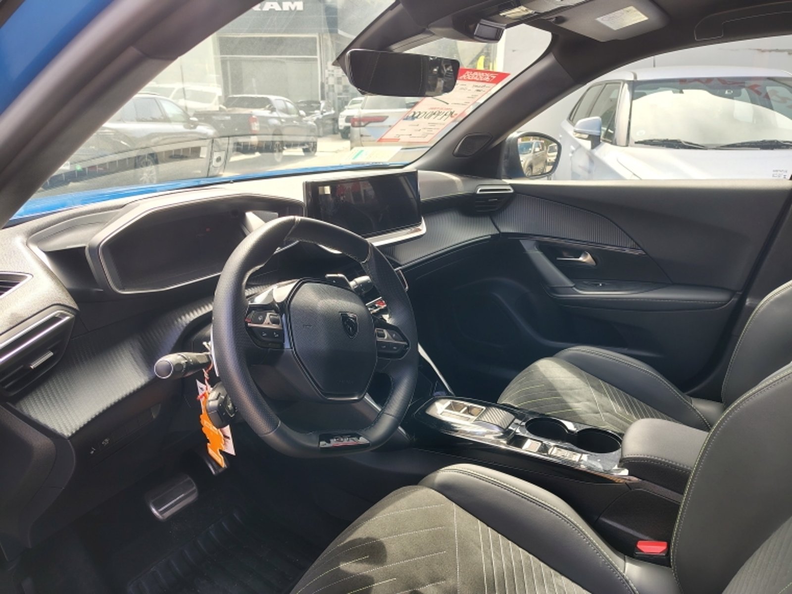 PEUGEOT 2008 Nuevo 2008 Gt-line Bluehdi 130 Eat8 2024 - Imagen 11 de 20