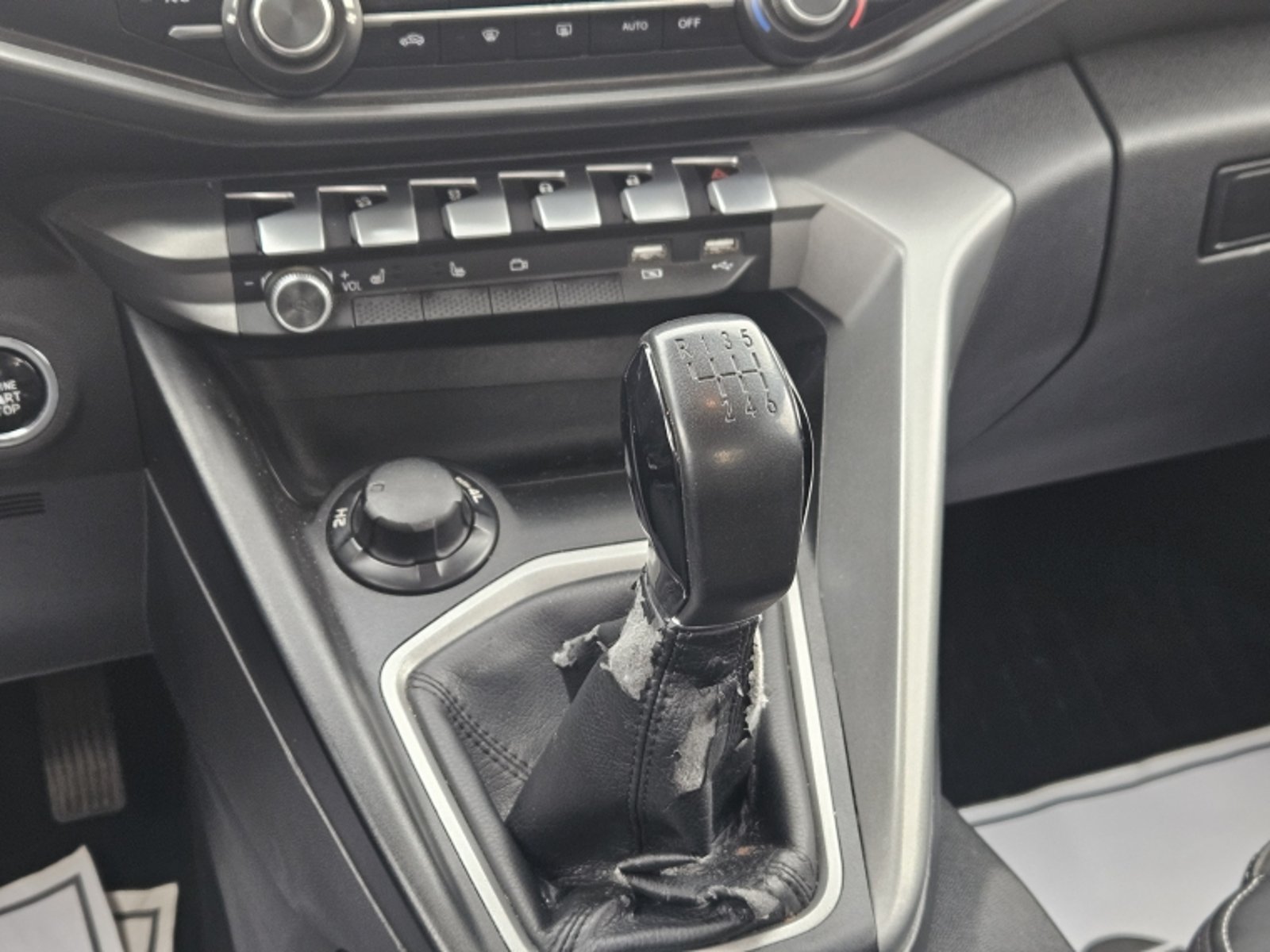 CHANGAN Hunter 4x4 1.9 2023 - Imagen 12 de 20