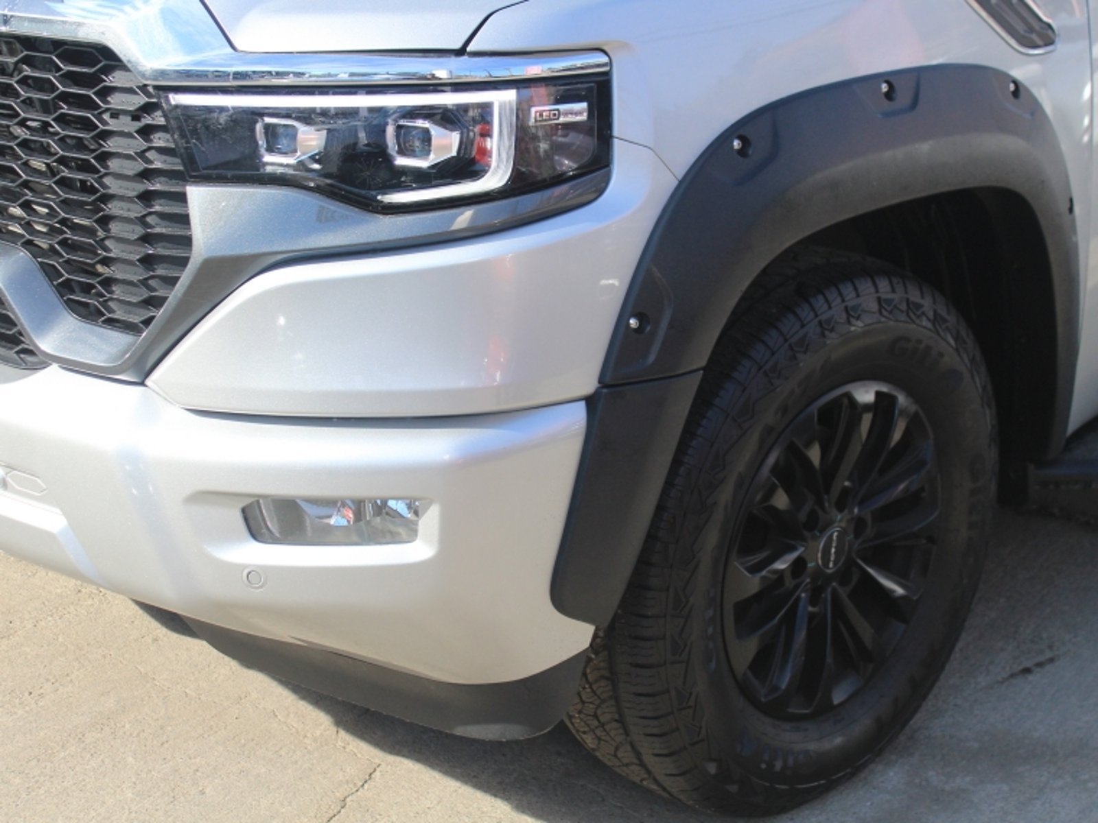 Foton V9 4x4 2.0 Aut 2026 - Foto 2 de 20