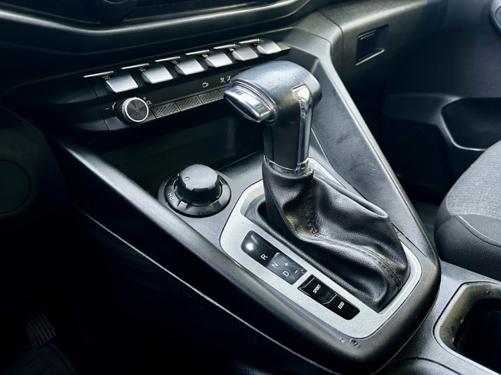 PEUGEOT Landtrek Bluehdi 4x4 2.2 Aut 2024 - Imagen 15 de 20