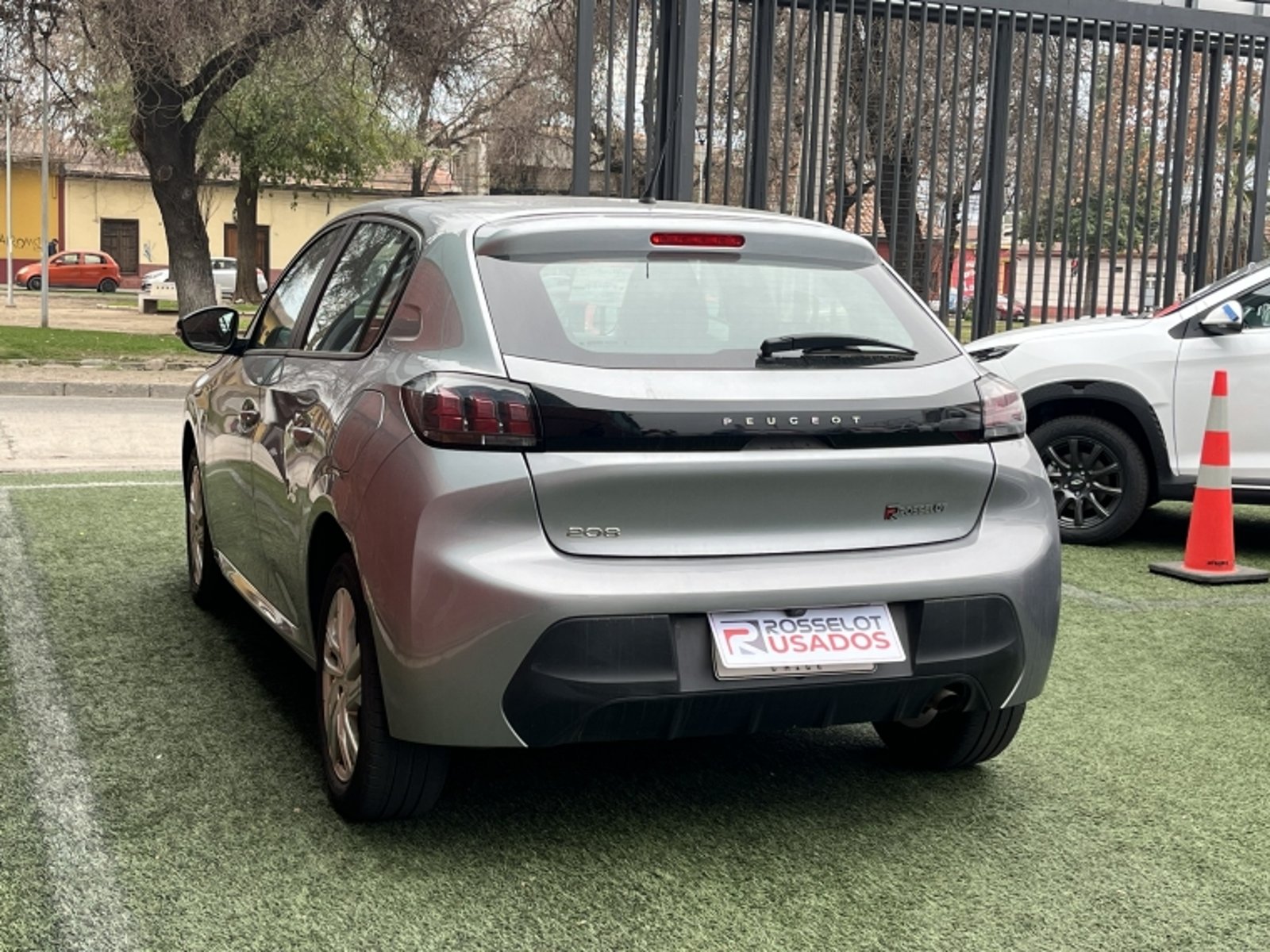 Peugeot 208 Nuevo 208 Style Puretech 75 Mt 1.2 Euro 6b 2024 - Imagen 3 de 20