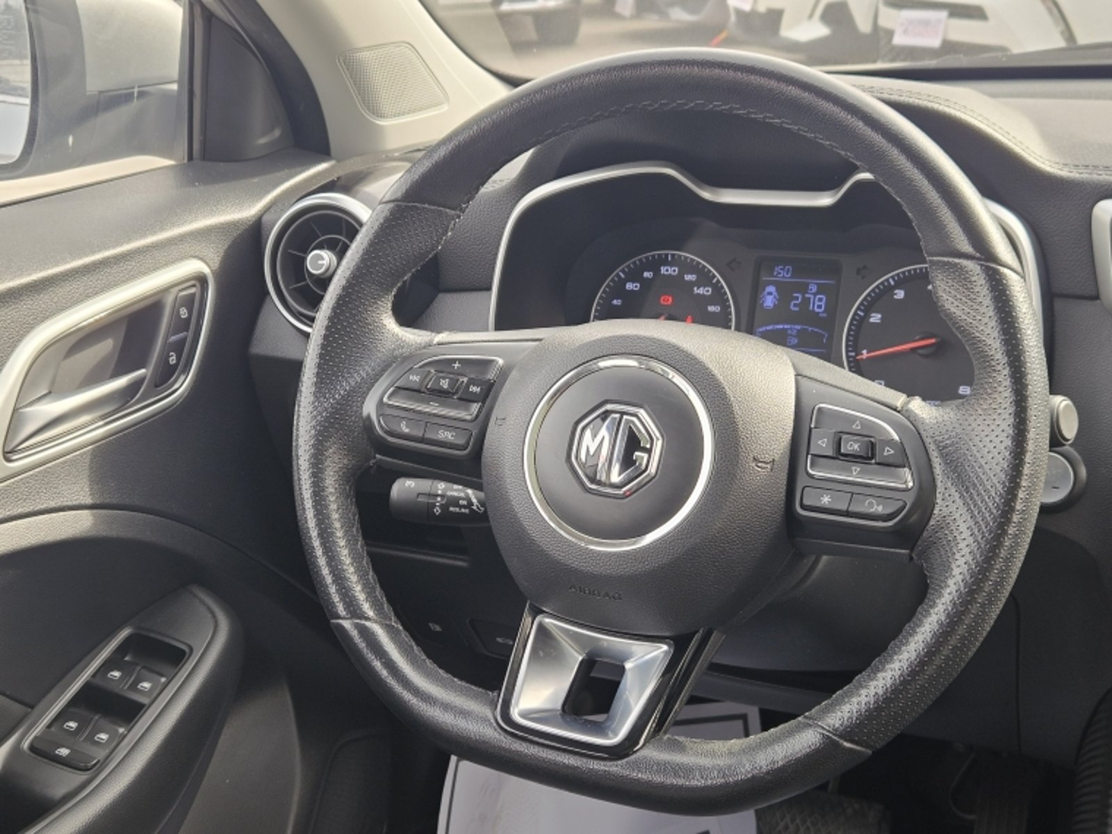 MG Zs 1.5 At 2022 - Imagen 13 de 20