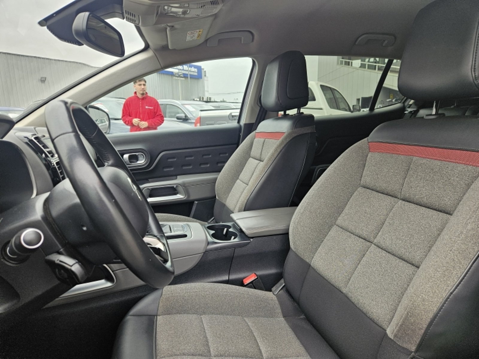 Citroën C5 Aircross Hdi 130 Cva6 1.5 Aut 2021 - Imagen 14 de 20