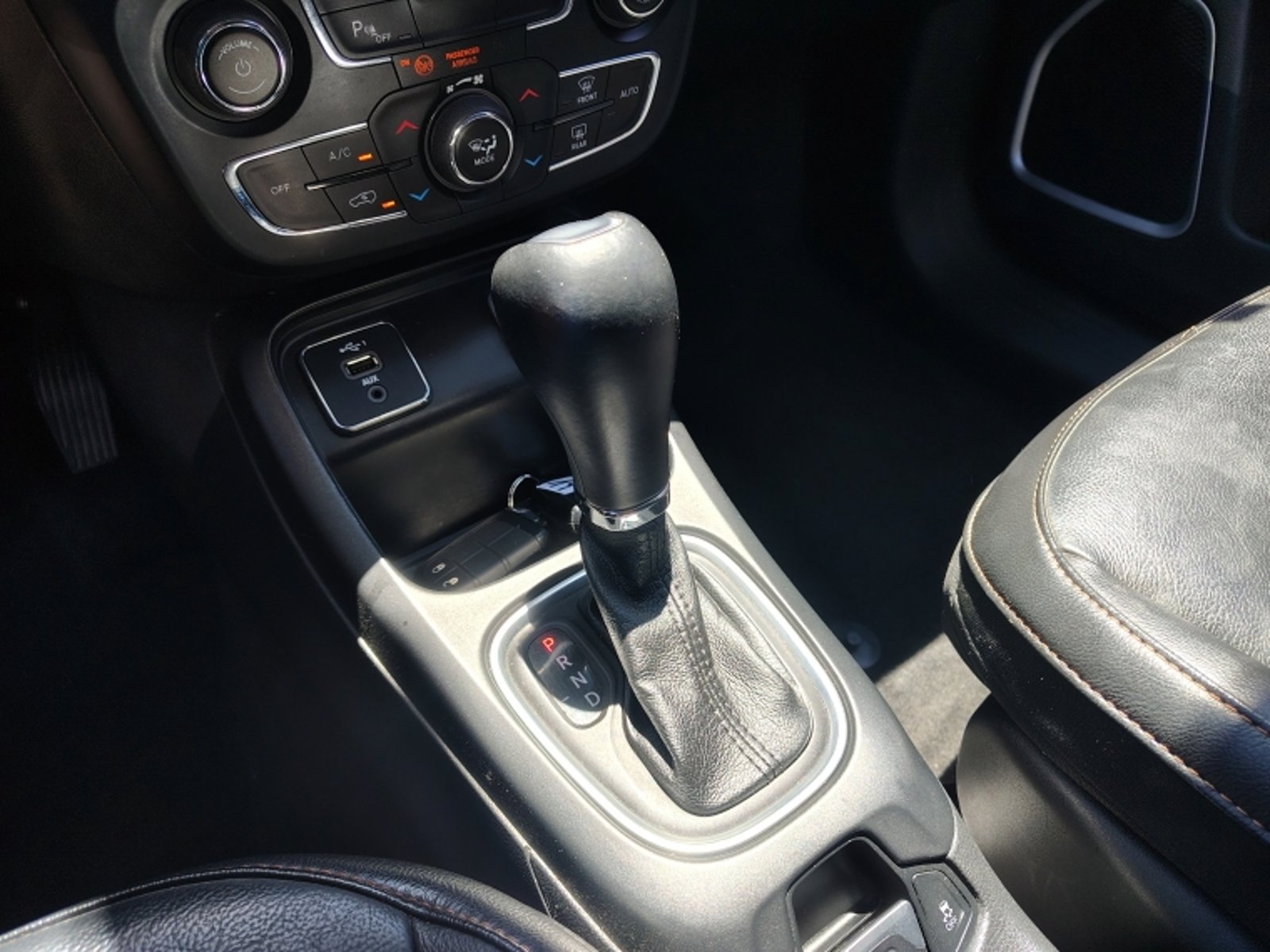 JEEP Compass Longitude 2.4 At 2021 - Imagen 15 de 20