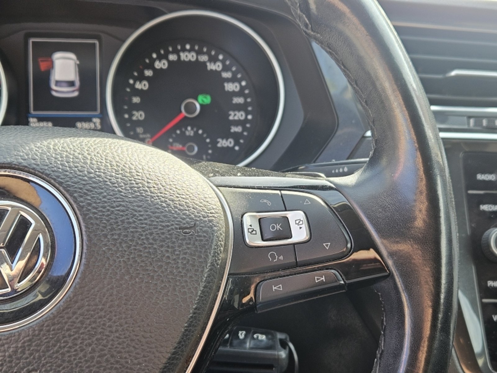 VOLKSWAGEN Tiguan 1.4 Aut 2019 - Imagen 18 de 20