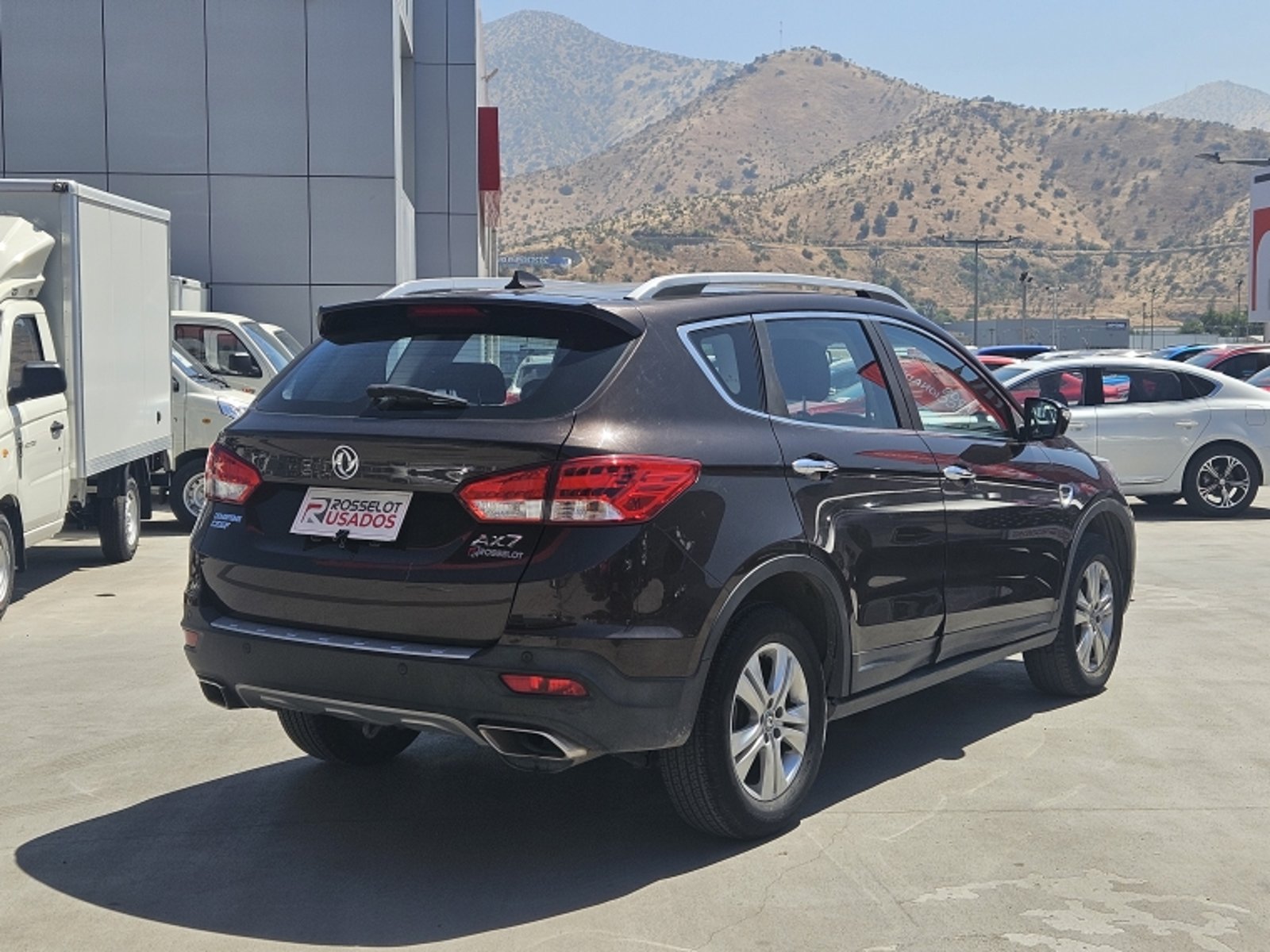 Dongfeng AX7 A X7 2.0 2020 - Foto 4 de 20