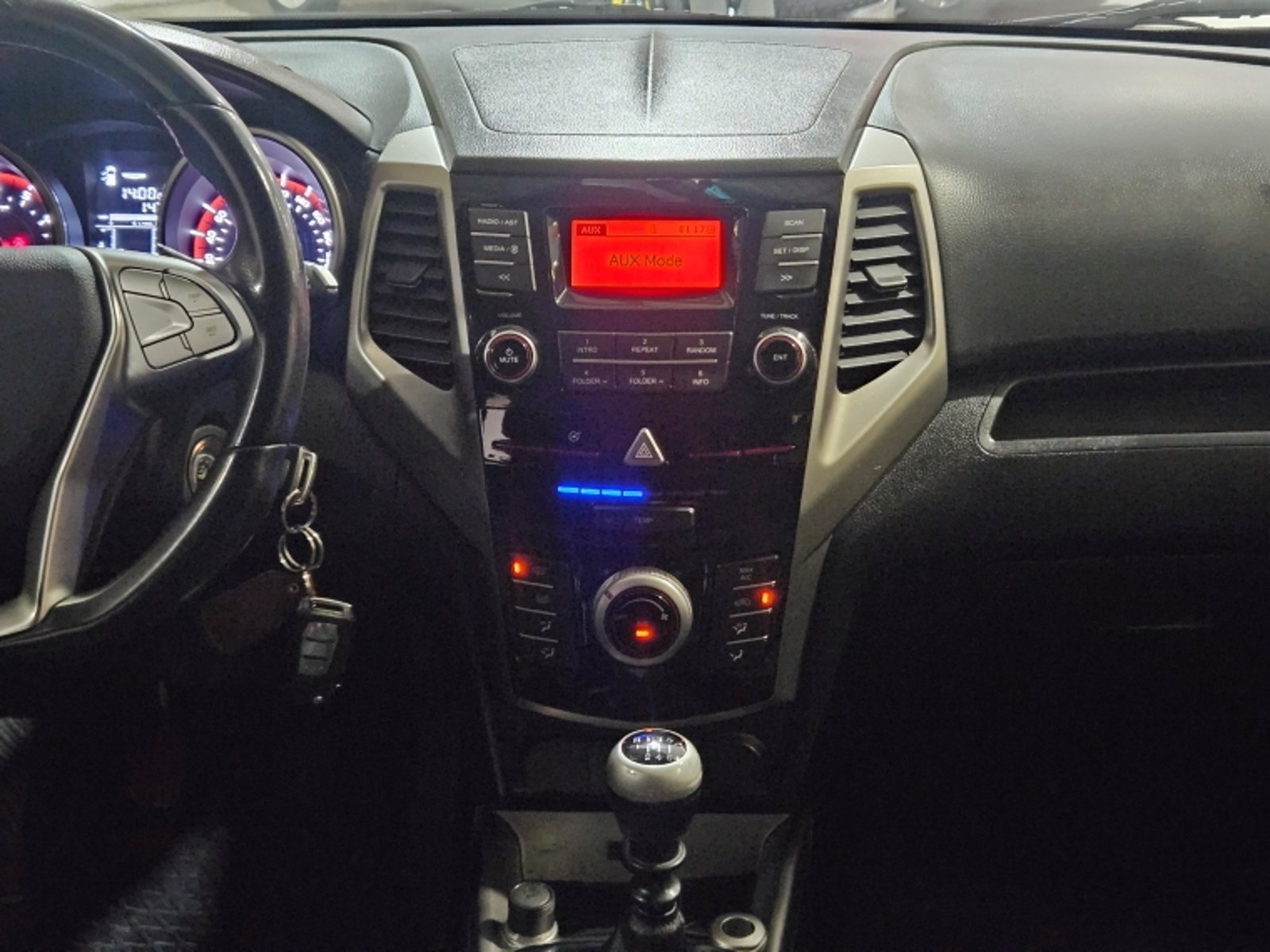 SsangYong Tivoli 1.6 2018 - Imagen 10 de 20